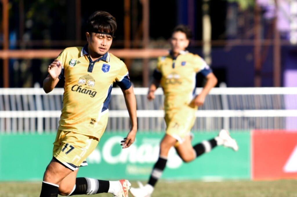 วิโรจน์ มาน้อย (กำแพงเพชร เอฟซี) 