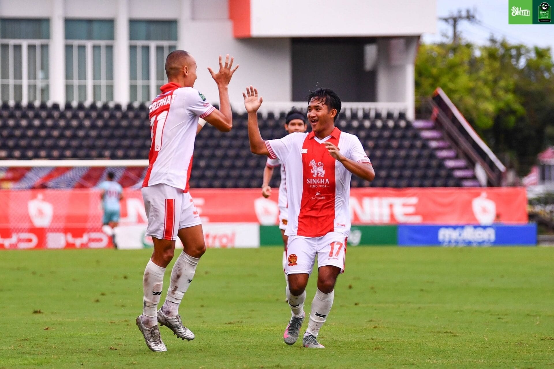 สรายุทร จาตุรปัญญาสกุล (สิงห์ เชียงราย ซิตี้) 
