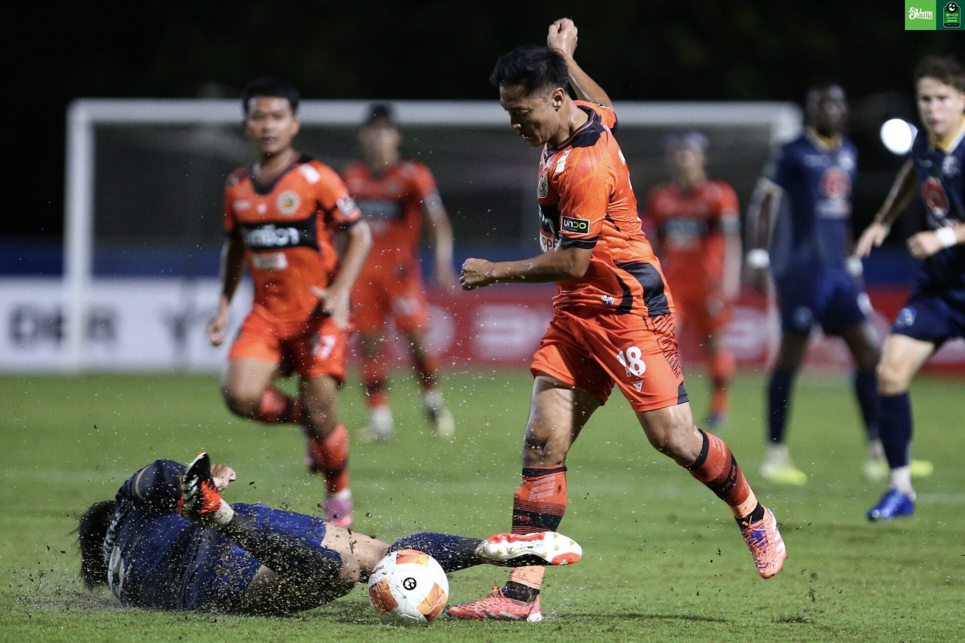 อนาวิน จูจีน (ชาติตระการ ซิตี้)