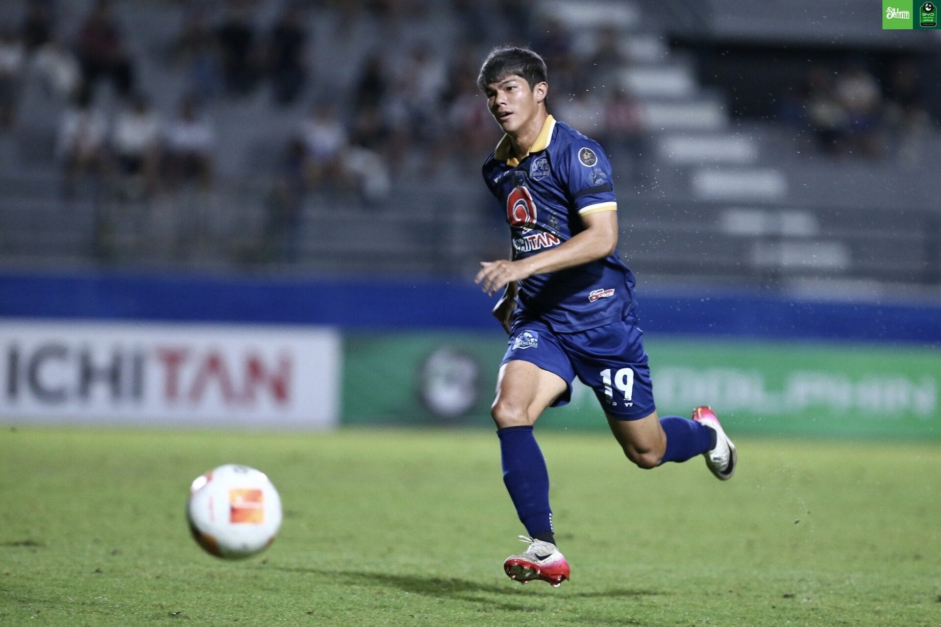 เกื้อหนุน จันทร์อำไพ (เชียงใหม่ เอฟซี)